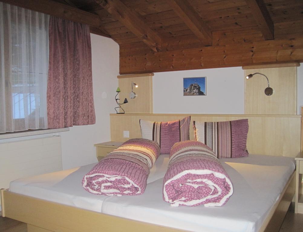 Haus Am Dorfplatz Appartement Samnaun Kamer foto