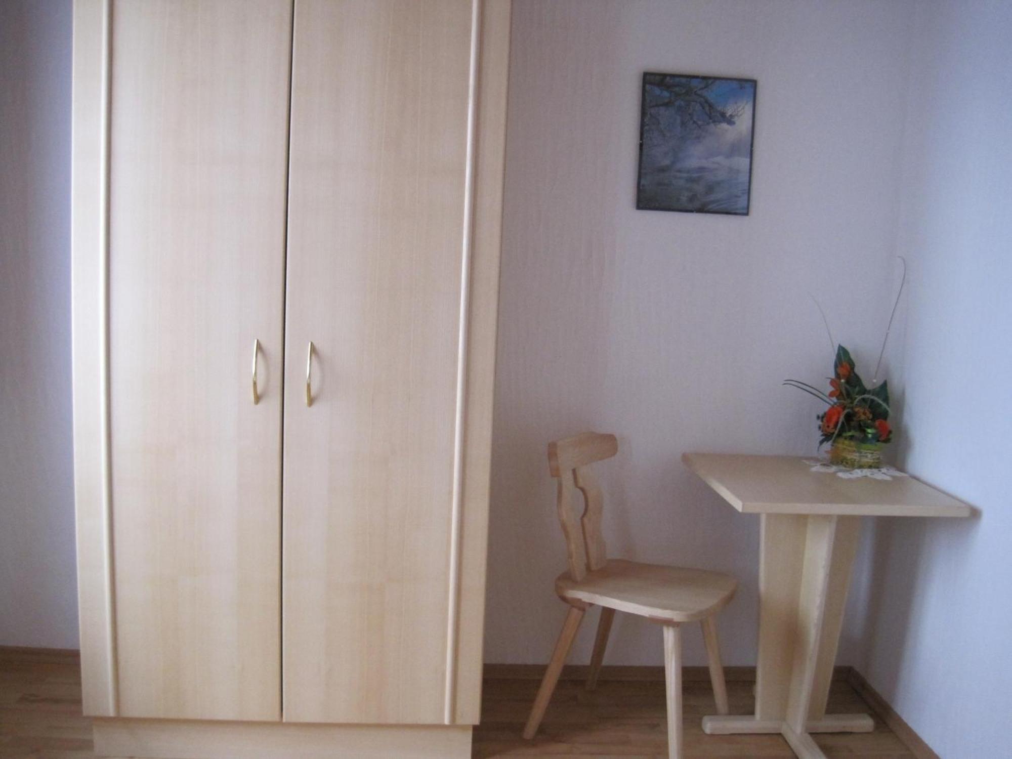 Haus Am Dorfplatz Appartement Samnaun Buitenkant foto
