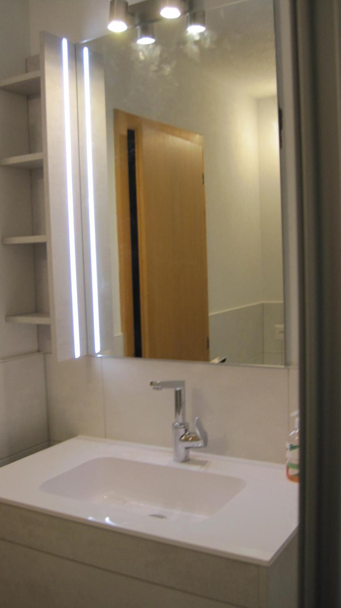 Haus Am Dorfplatz Appartement Samnaun Buitenkant foto